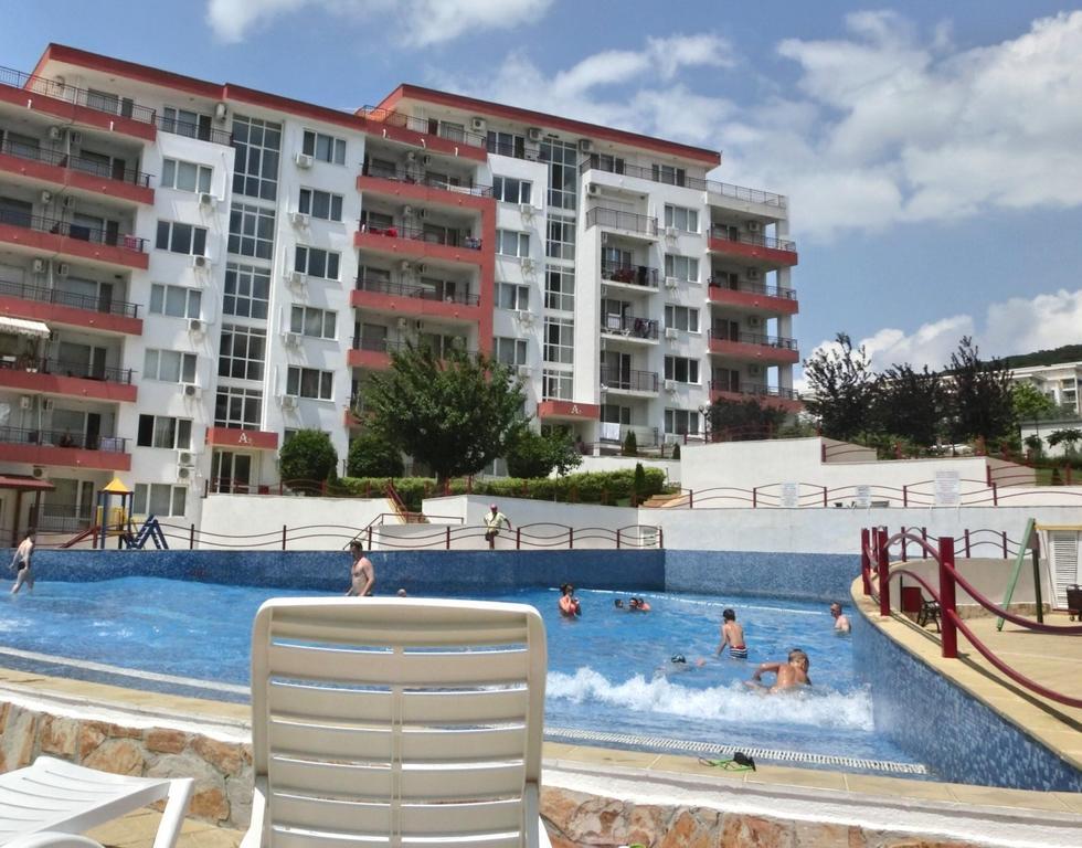 Panoramic Sea View Apartment Crown, Pools And Beach, Sveti Vlas Ngoại thất bức ảnh