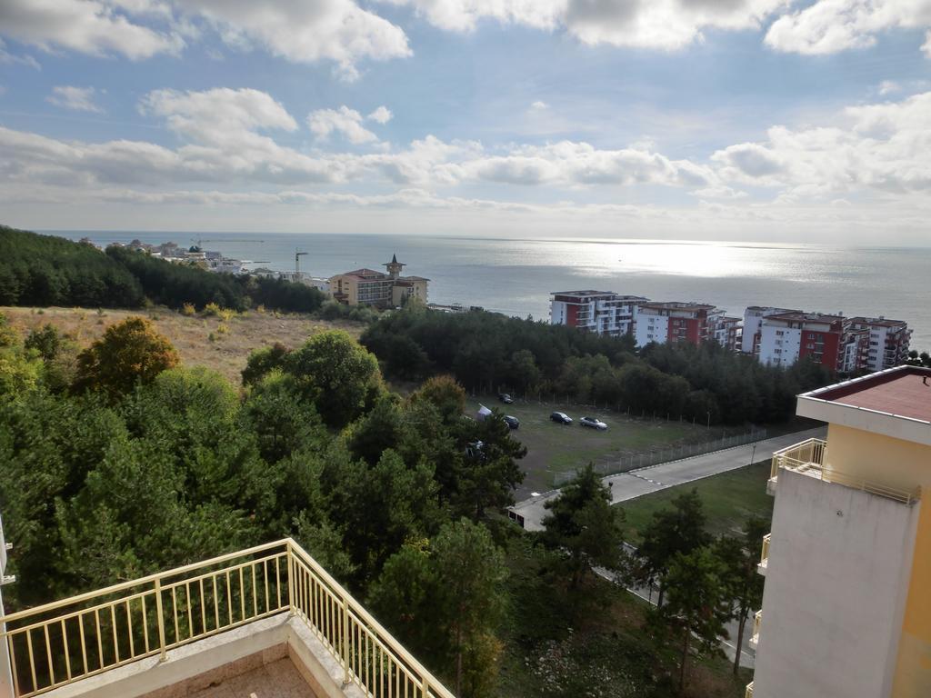 Panoramic Sea View Apartment Crown, Pools And Beach, Sveti Vlas Ngoại thất bức ảnh