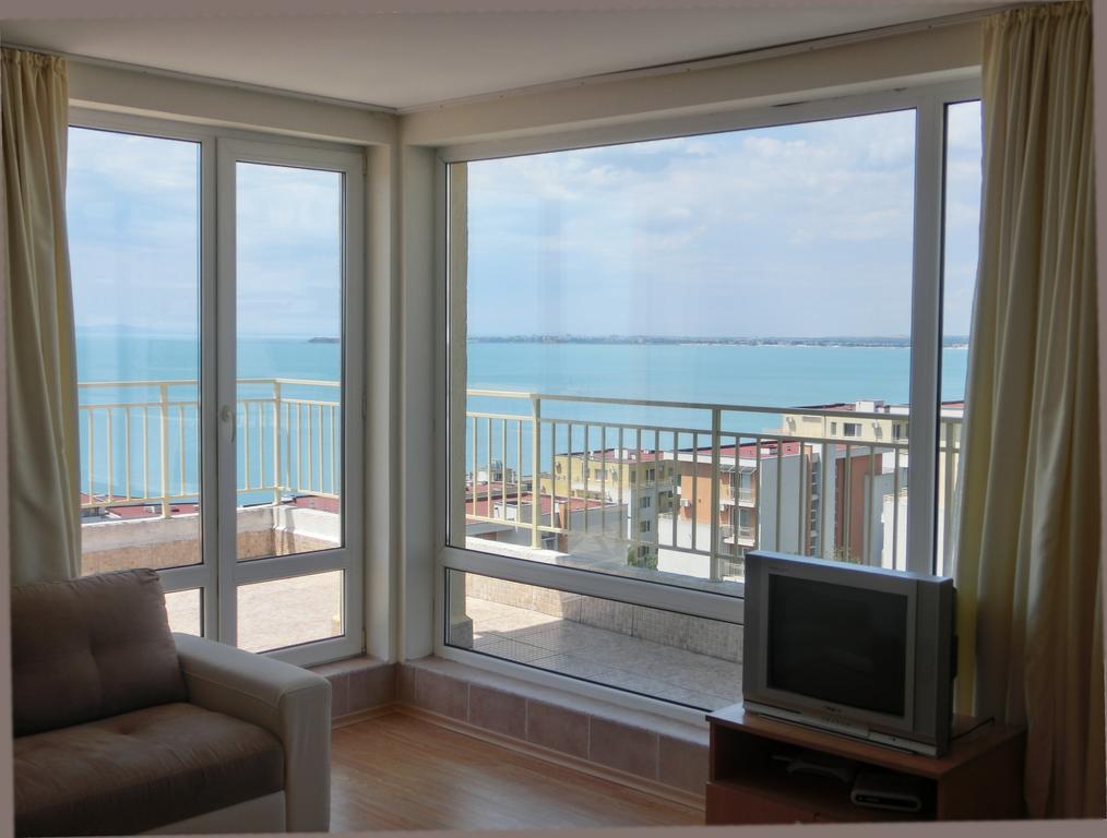 Panoramic Sea View Apartment Crown, Pools And Beach, Sveti Vlas Ngoại thất bức ảnh